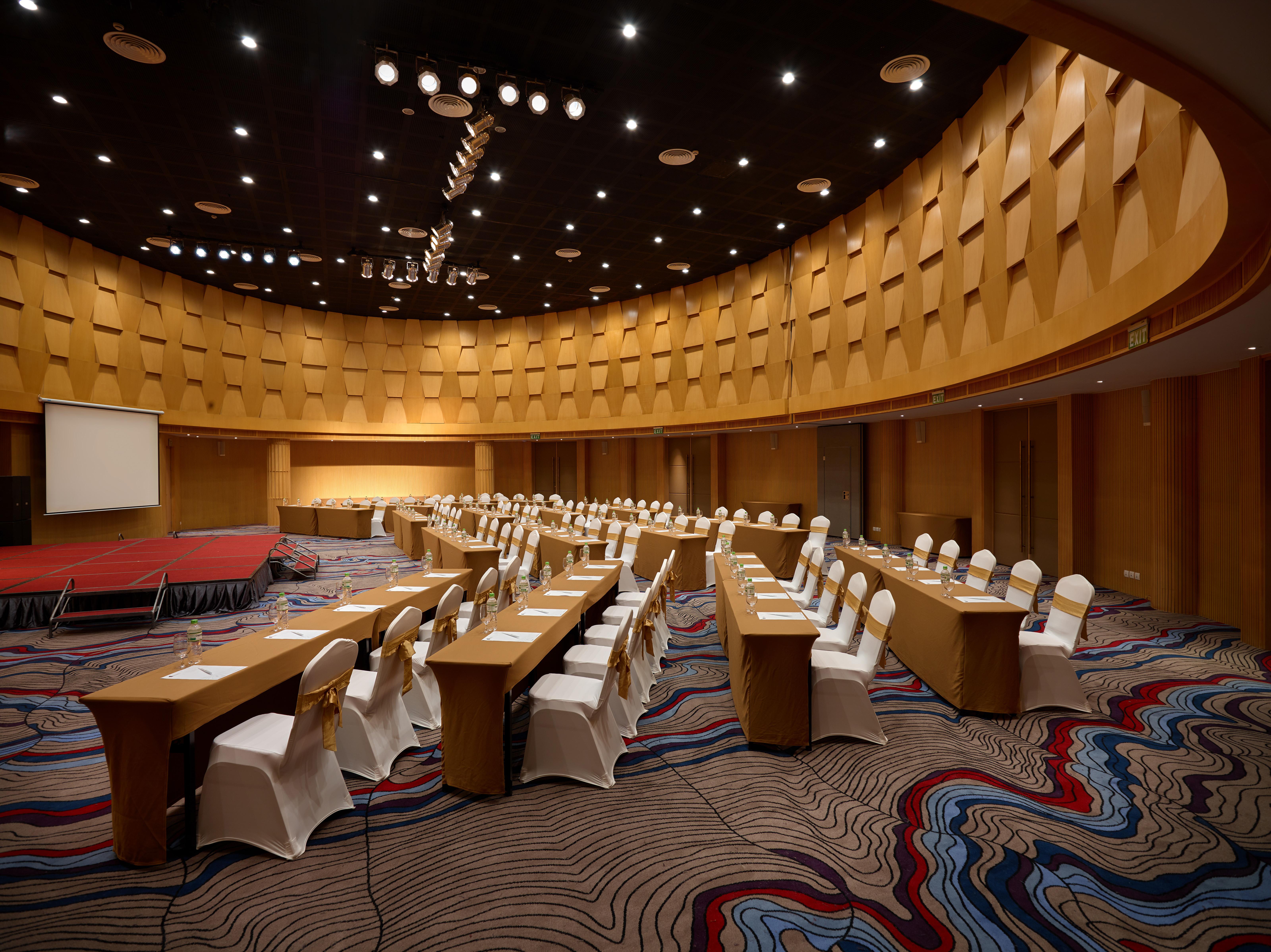 Pao'S Sapa Leisure Hotel Exterior foto The meeting room of the 13th Party Congress